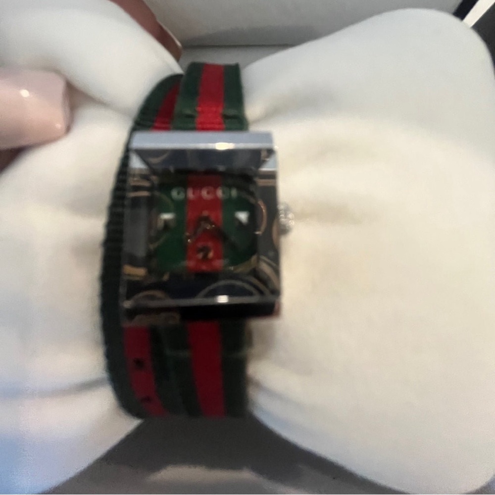 NEW GUCCI🔥🔥🔥 - Picture 3 of 9